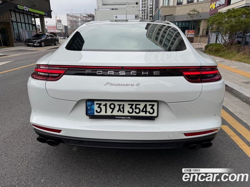 Porsche Panamera 2020