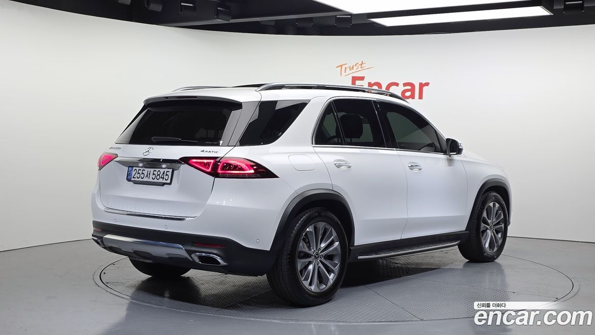 Mercedes-Benz GLE-Class 2022