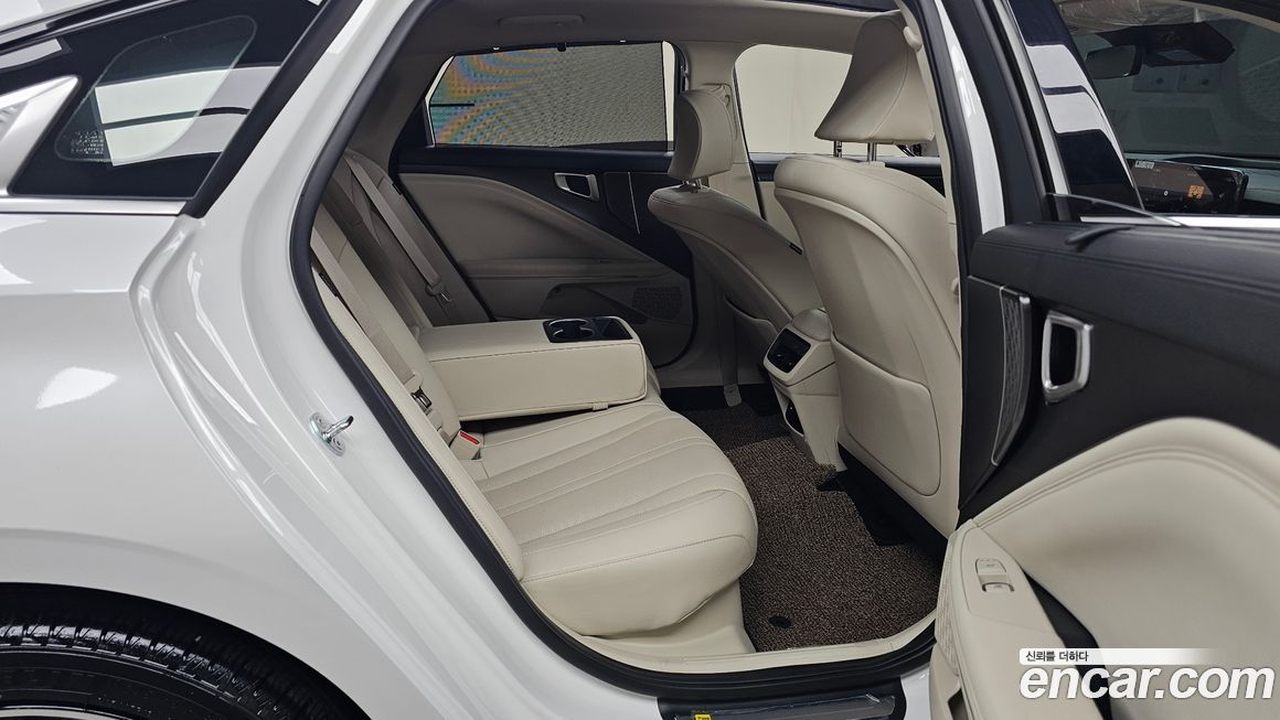 Kia K8 2025