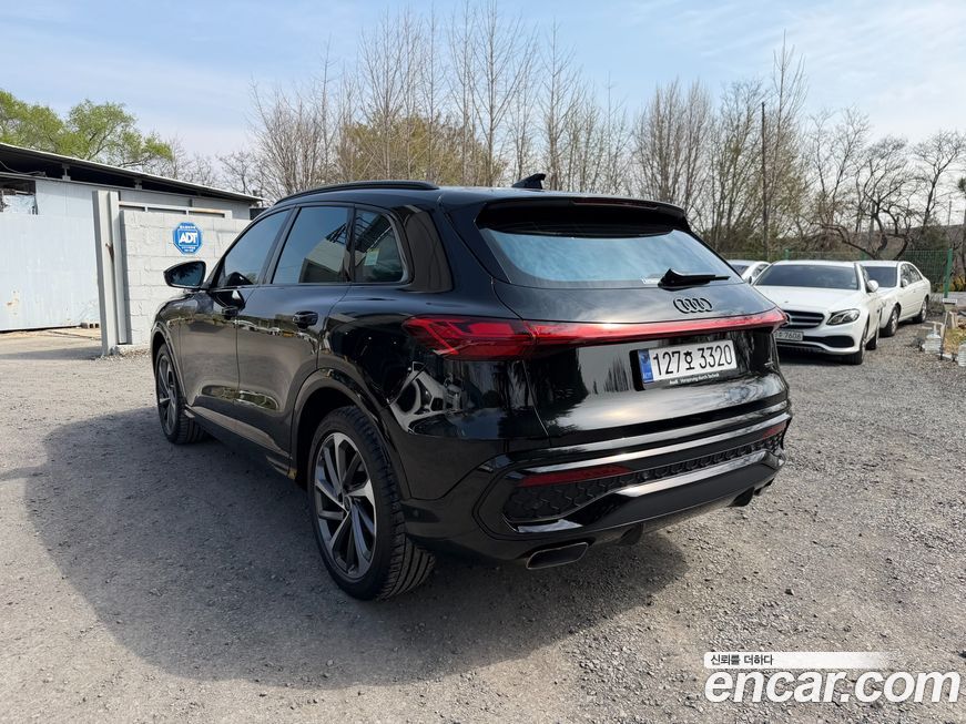Audi Q5 2025