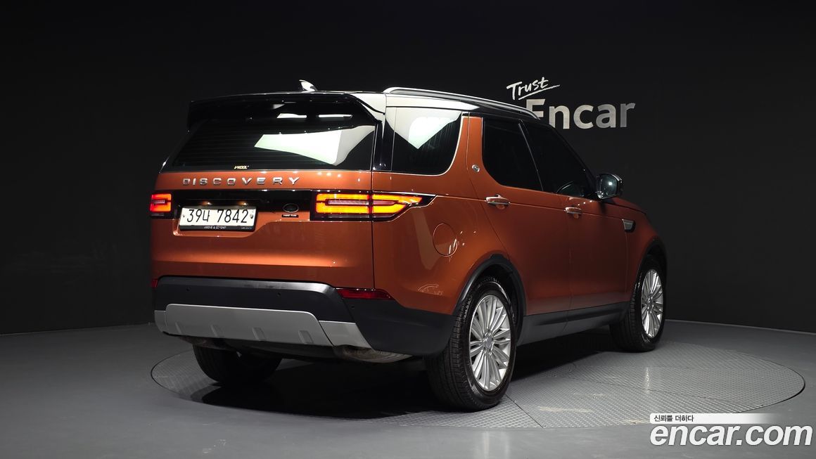 Land Rover Discovery 2018