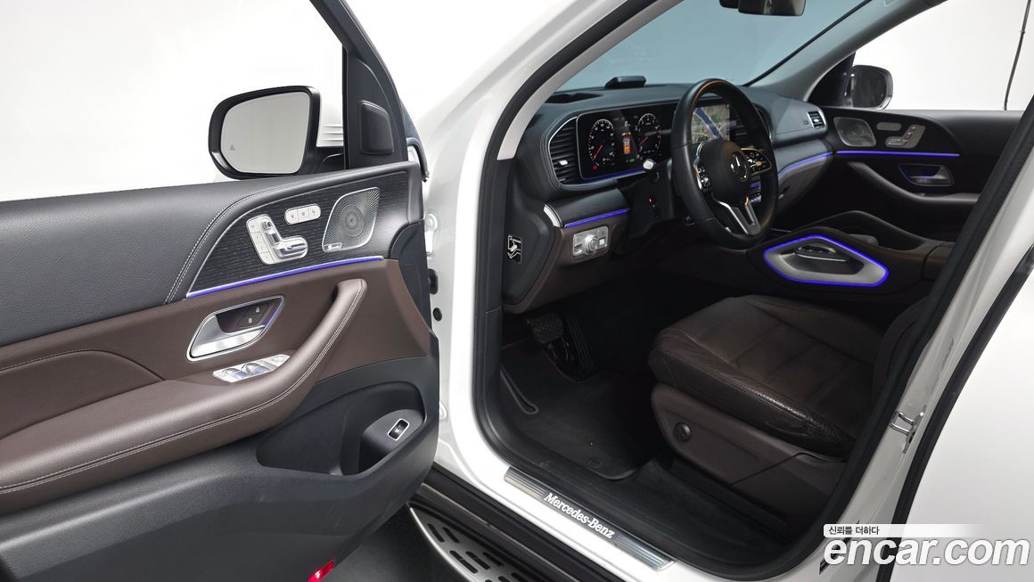 Mercedes-Benz GLE-Class 2023