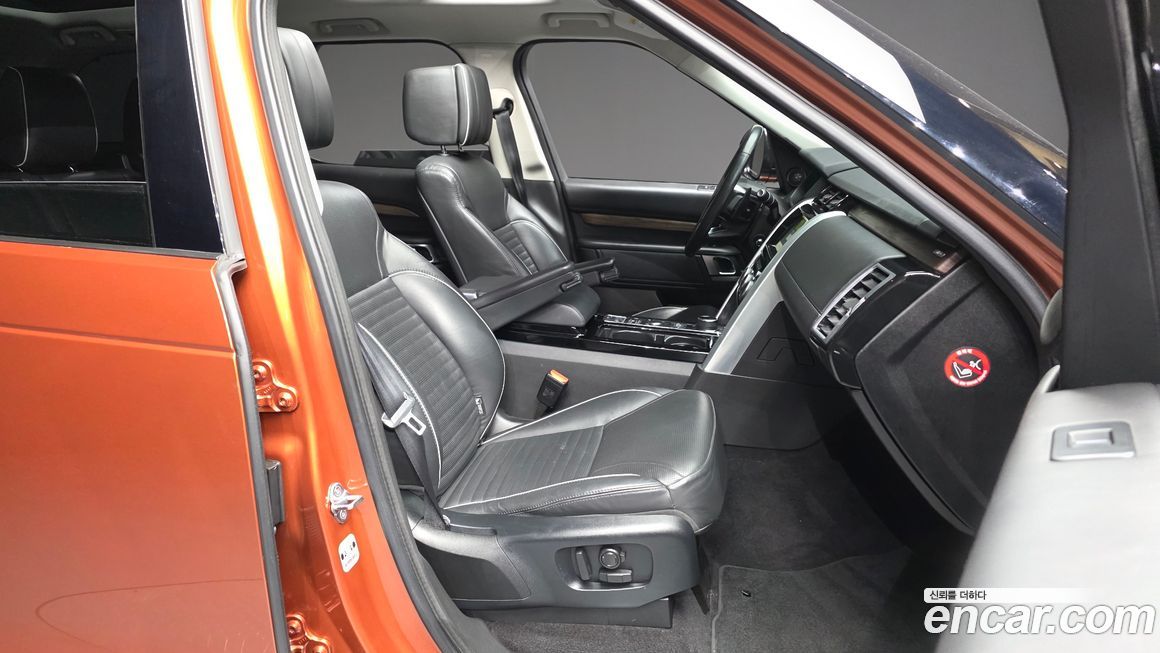 Land Rover Discovery 2018
