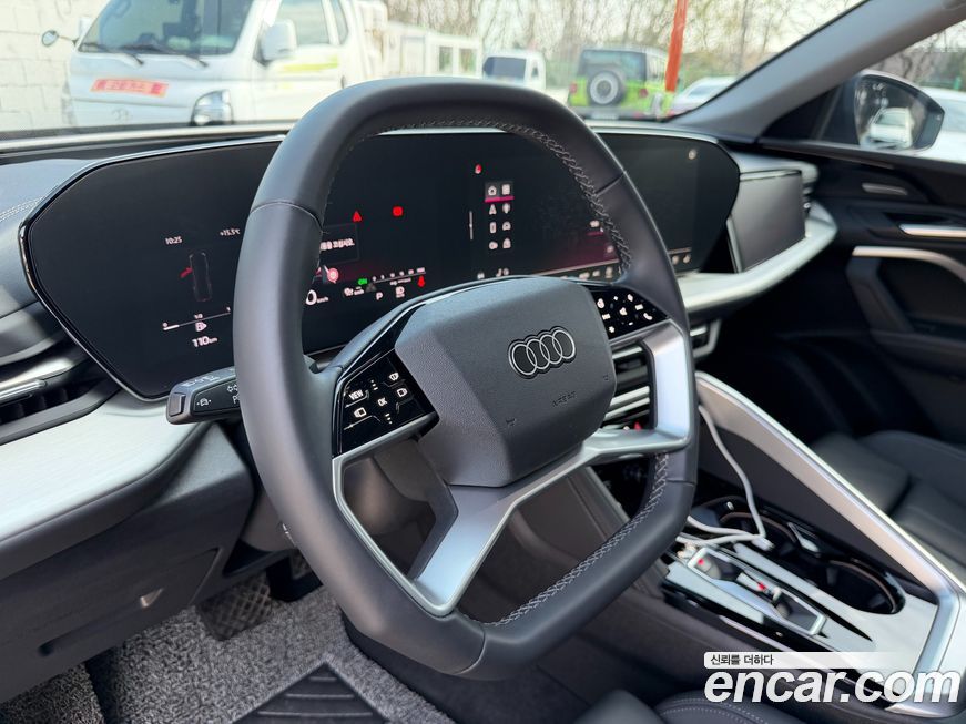 Audi Q5 2025