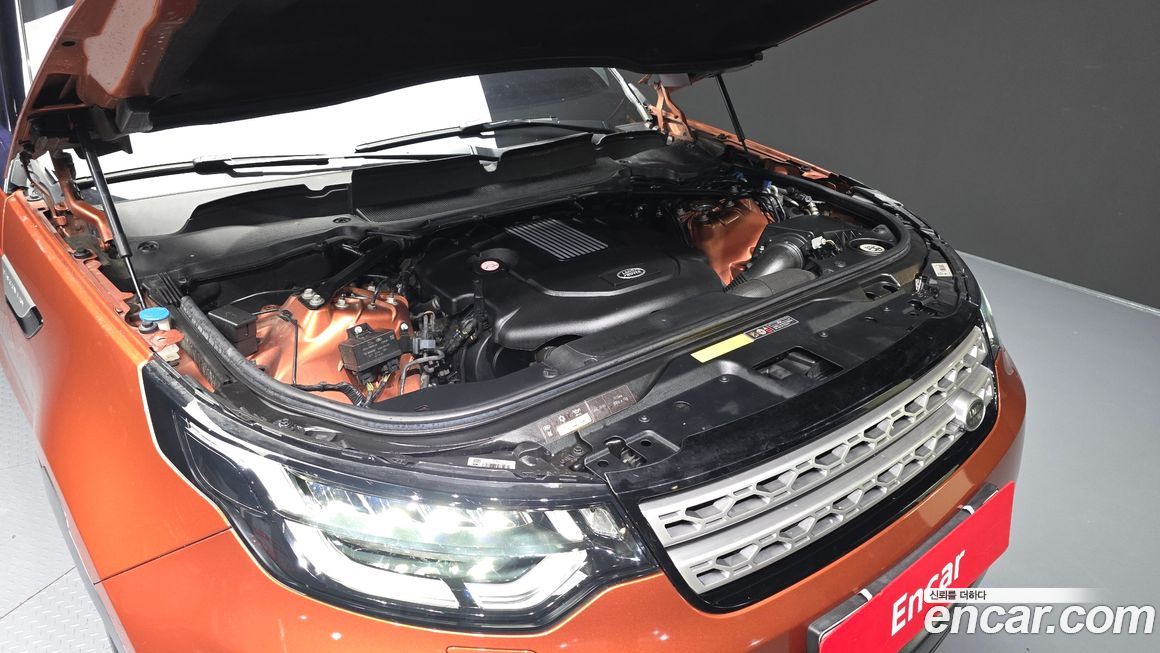 Land Rover Discovery 2018