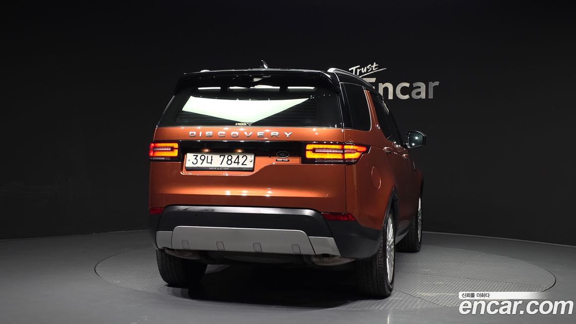 Land Rover Discovery 2018