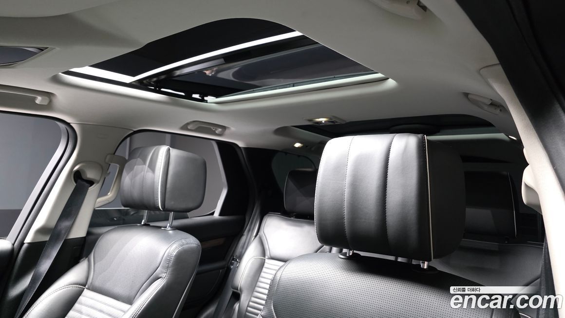 Land Rover Discovery 2018