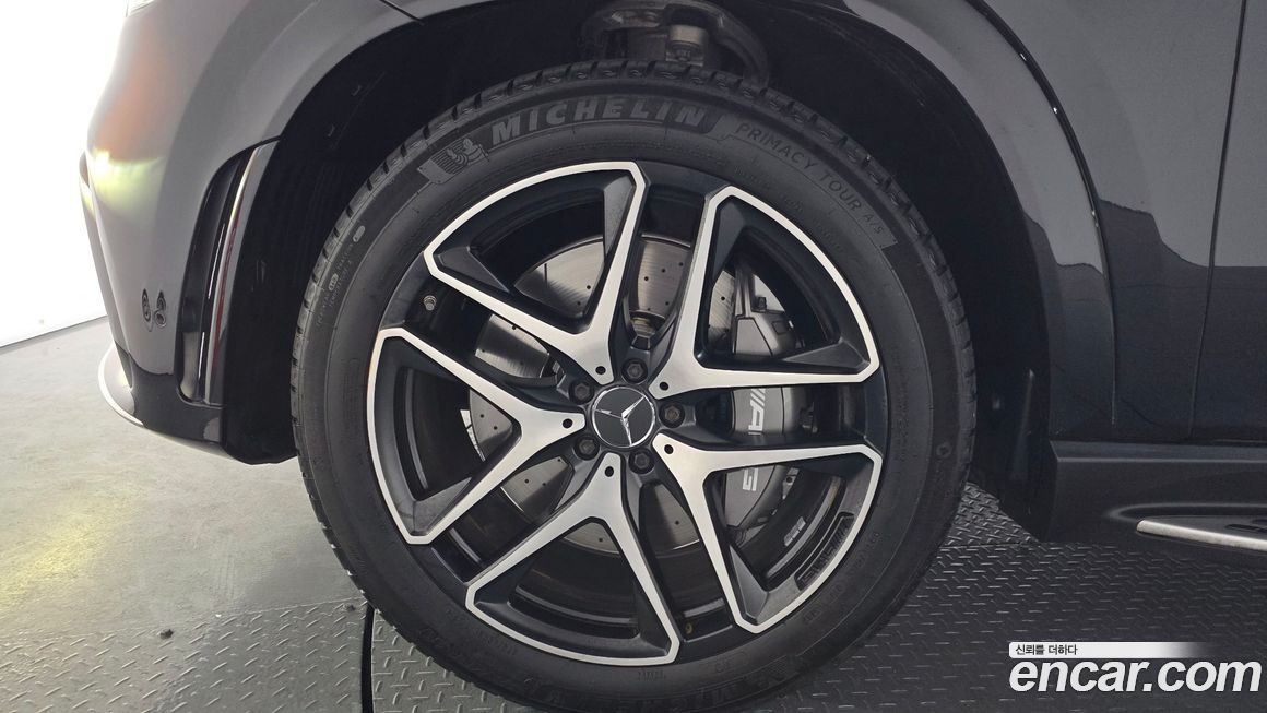 Mercedes-Benz GLE-Class 2023