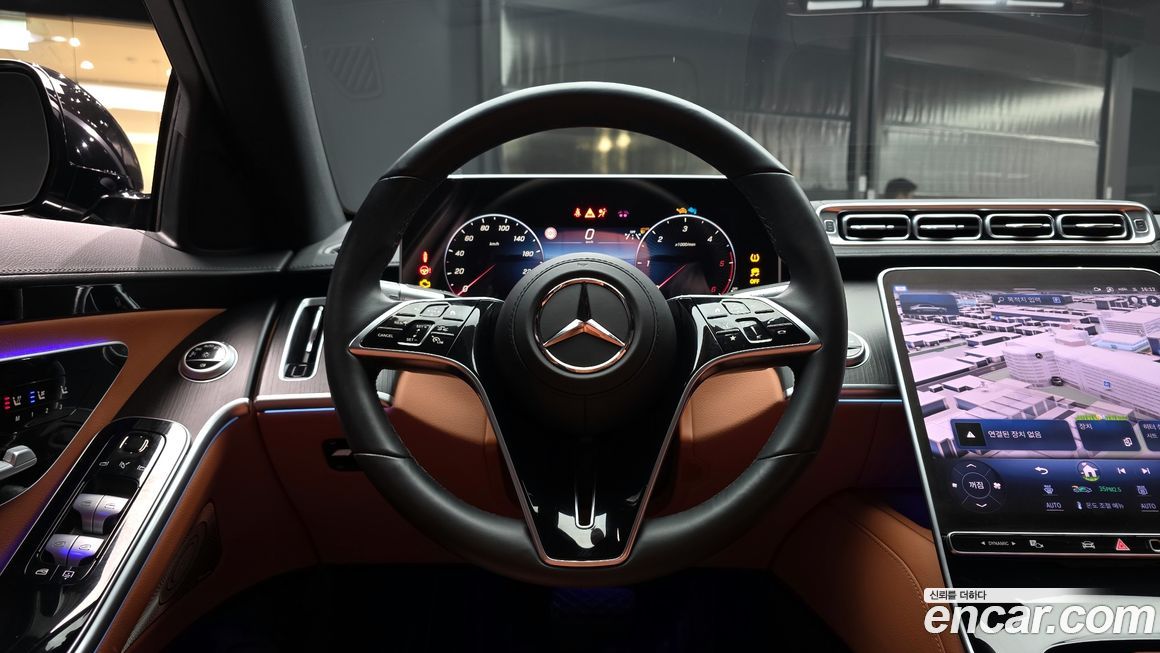 Mercedes-Benz S-Class 2025