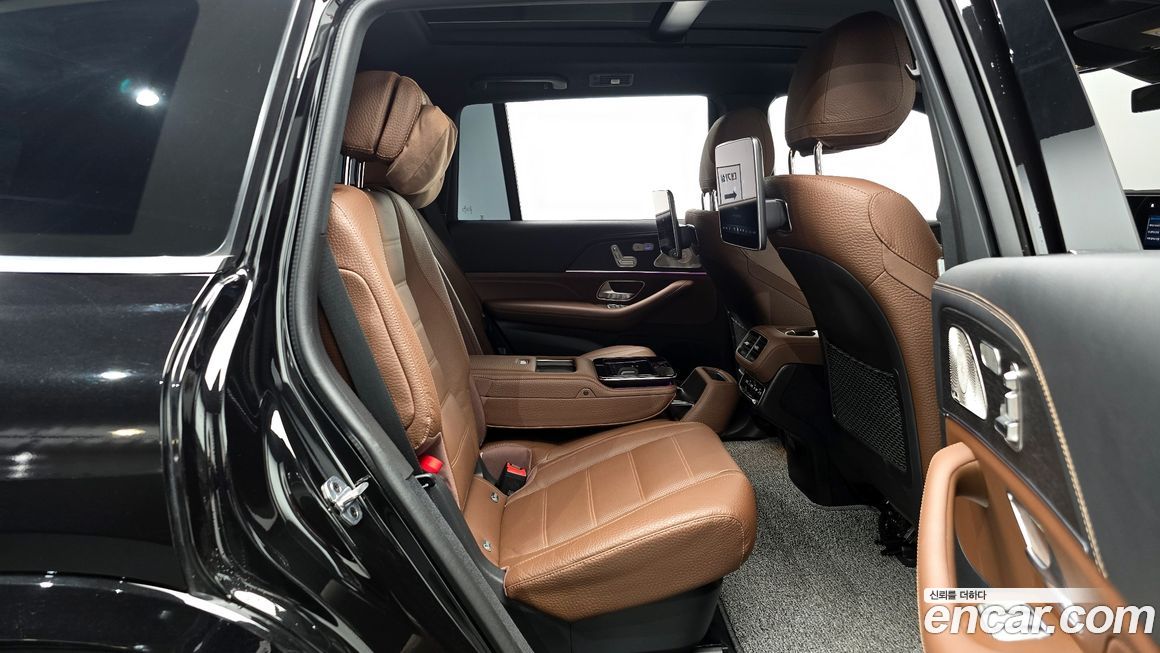 Mercedes-Benz GLS-Class 2024