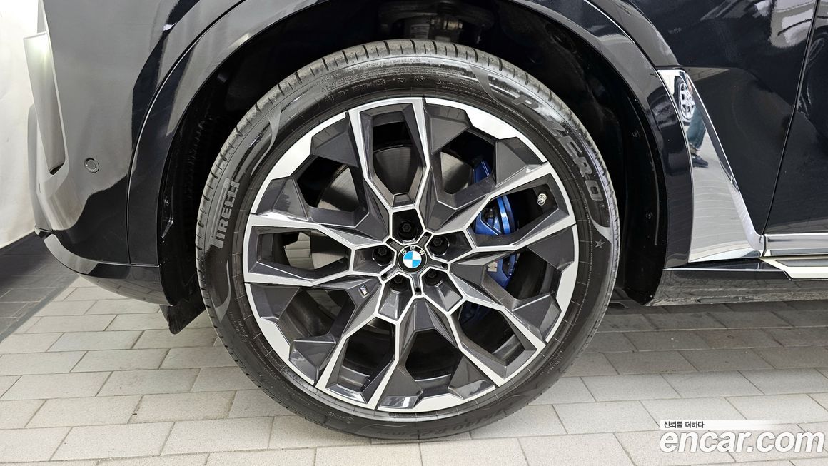 BMW X7 2024