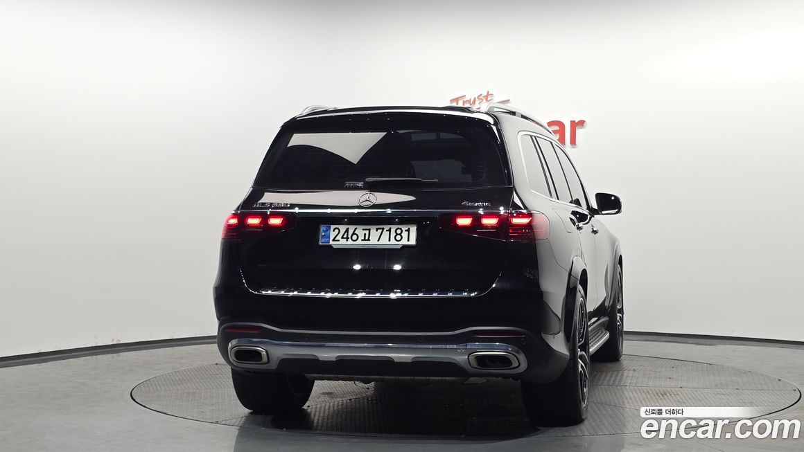 Mercedes-Benz GLS-Class 2024