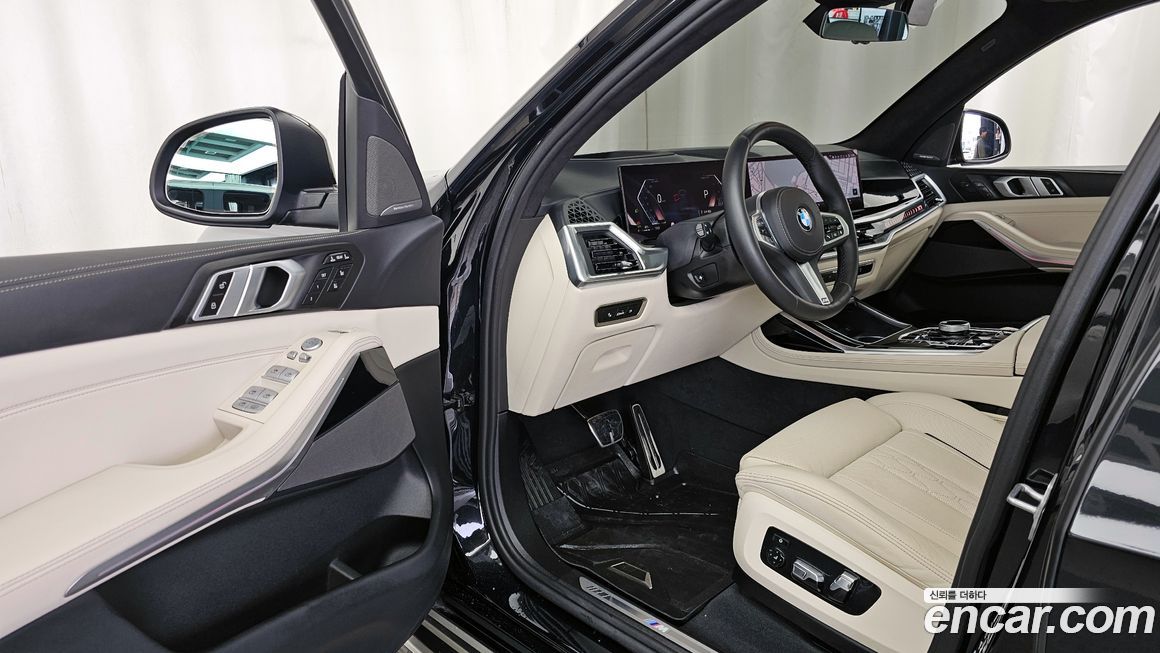 BMW X7 2024