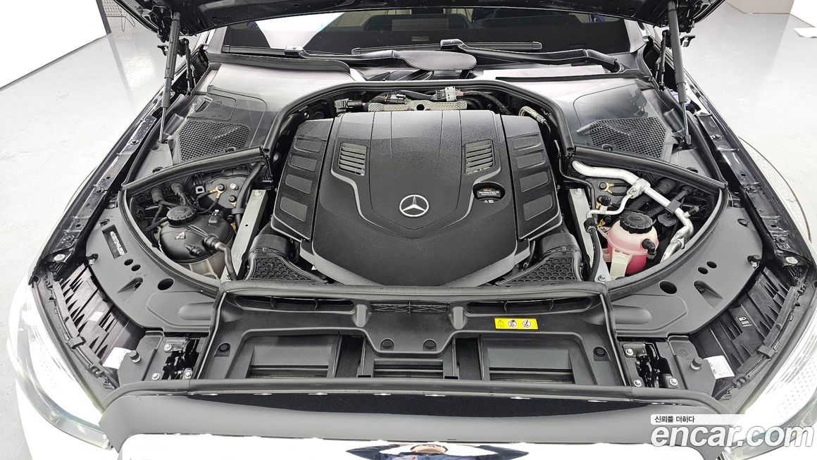 Mercedes-Benz S-Class 2022