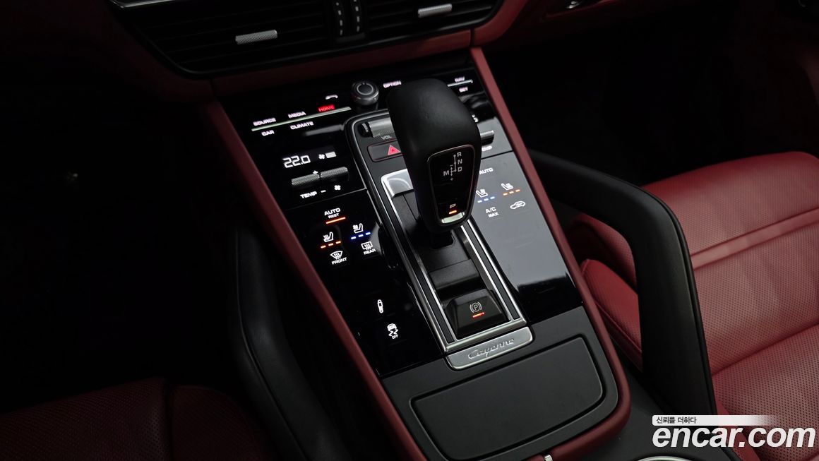 Porsche Cayenne 2023