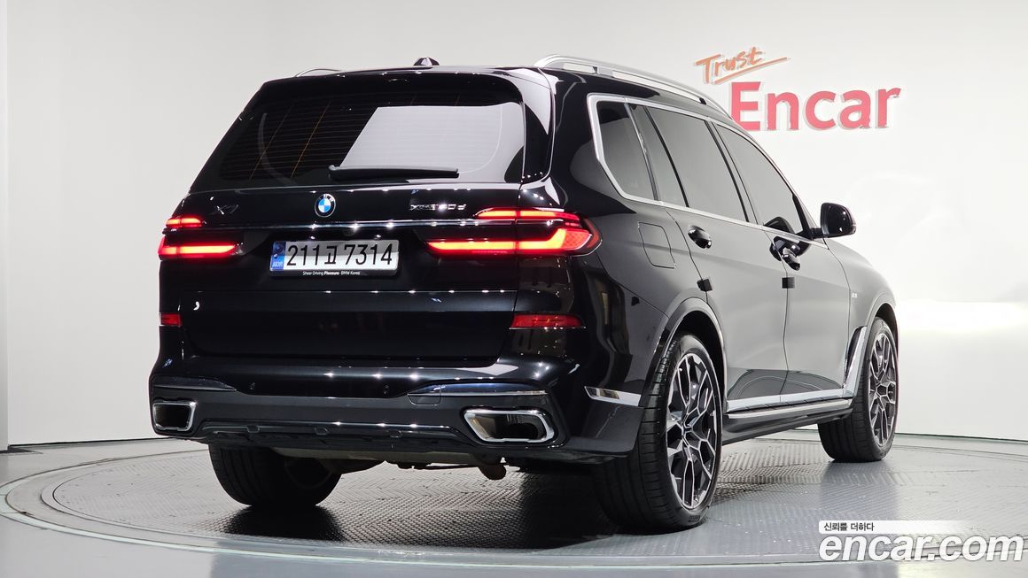 BMW X7 2024