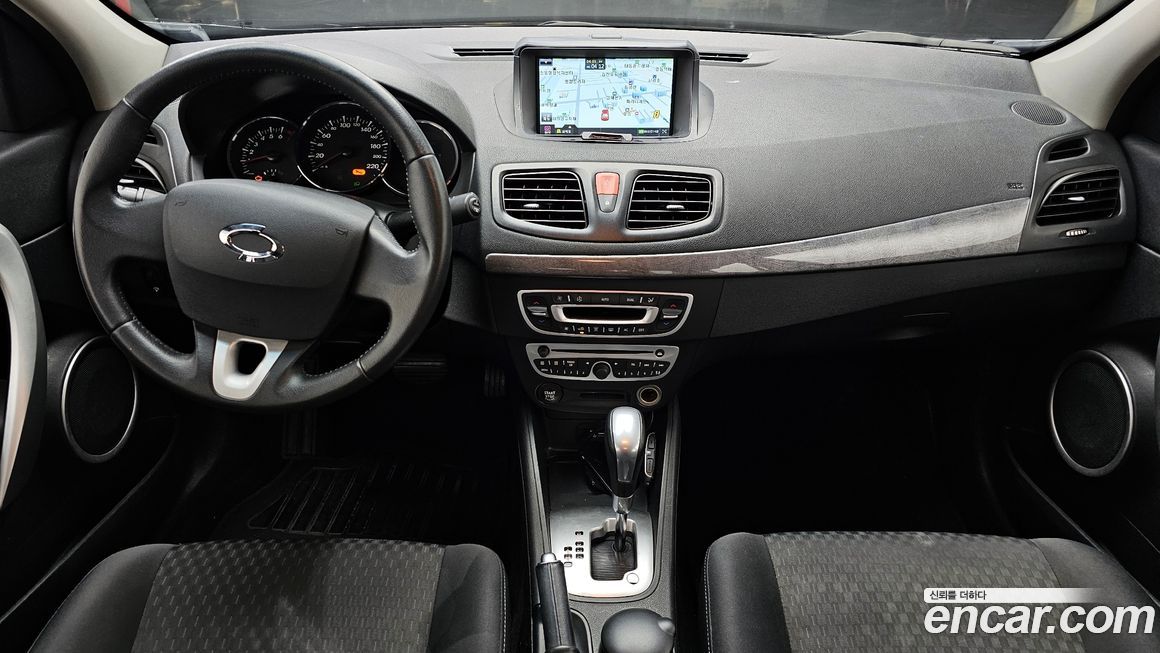 Renault-KoreaSamsung SM3 2011