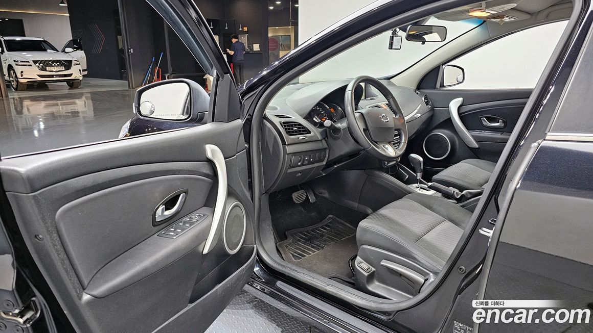 Renault-KoreaSamsung SM3 2011