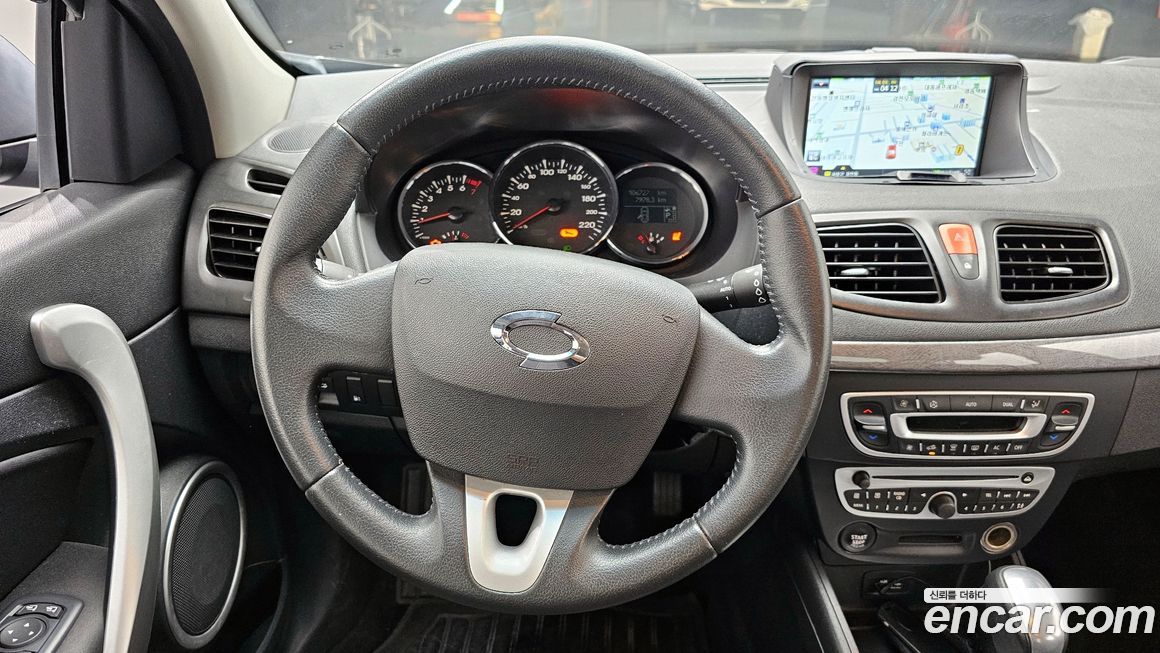 Renault-KoreaSamsung SM3 2011