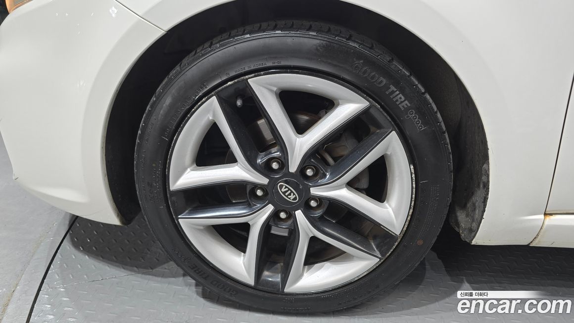 Kia Porte 2012