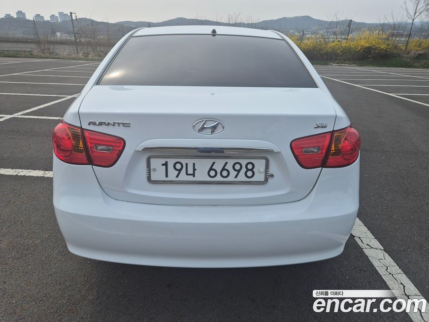 Hyundai AVANTE 2008