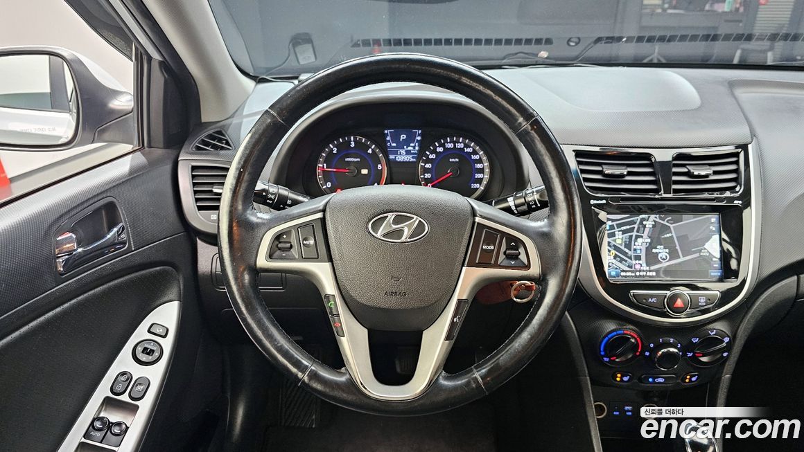 Hyundai Accent 2014
