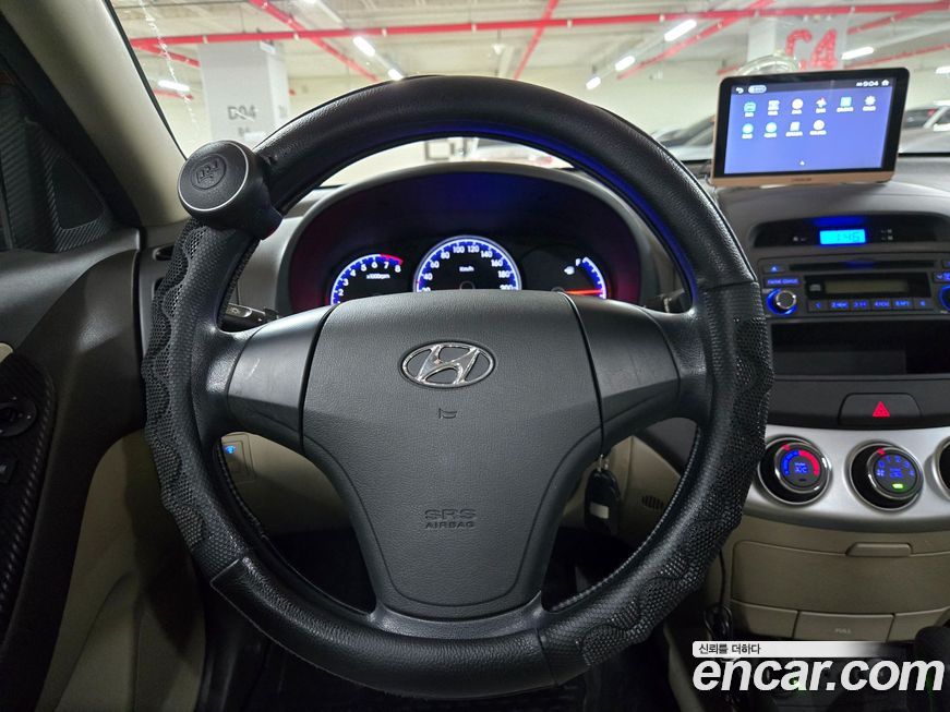 Hyundai AVANTE 2010