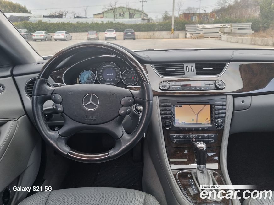 Mercedes-Benz CLS-Class 2005