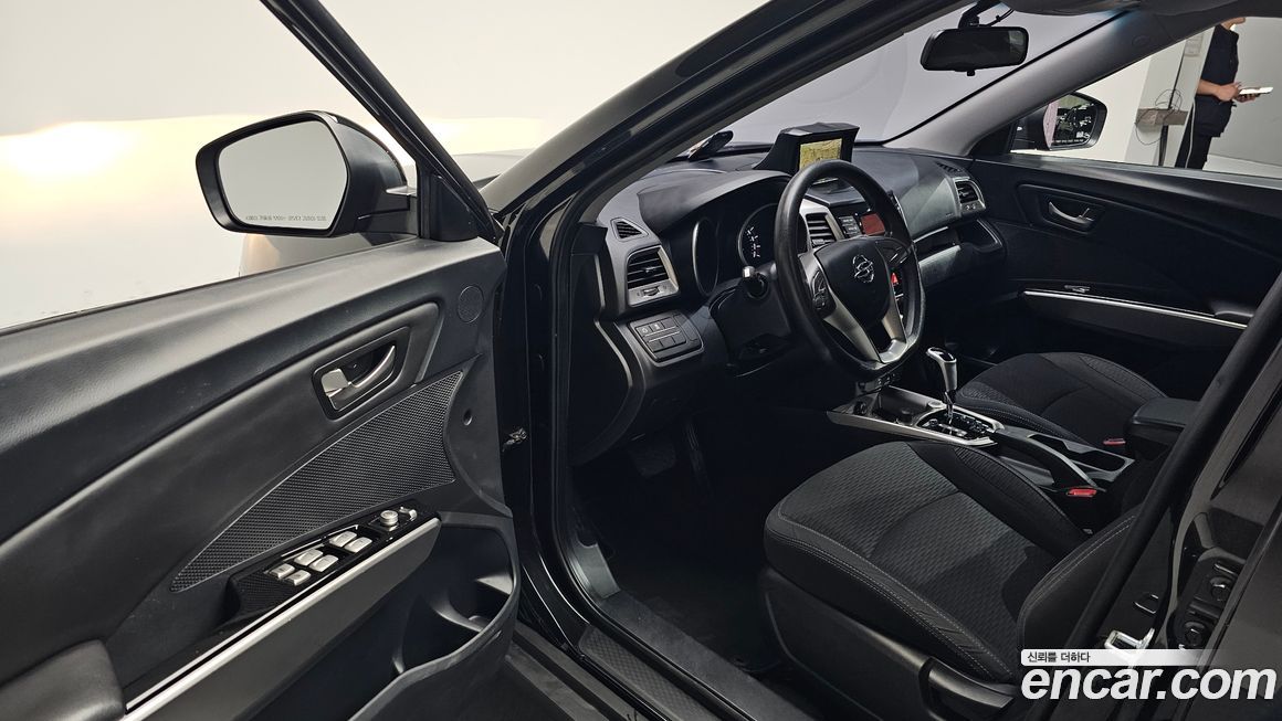 KG_Mobility_Ssangyong TIBOLI 2015