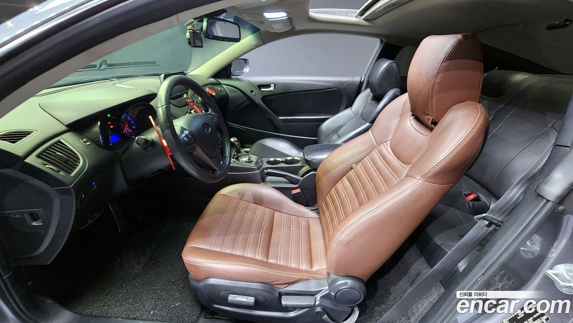 Hyundai Genesis 2011