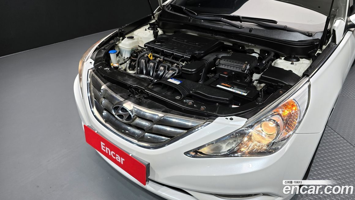 Hyundai Sonata 2011