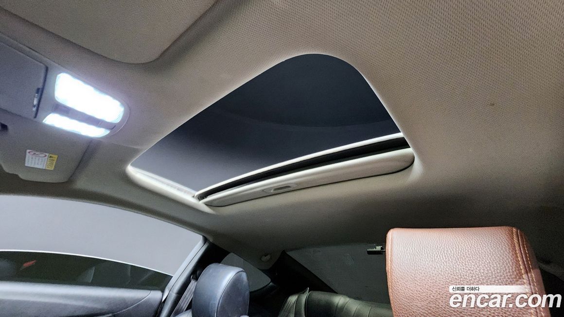 Hyundai Genesis 2011