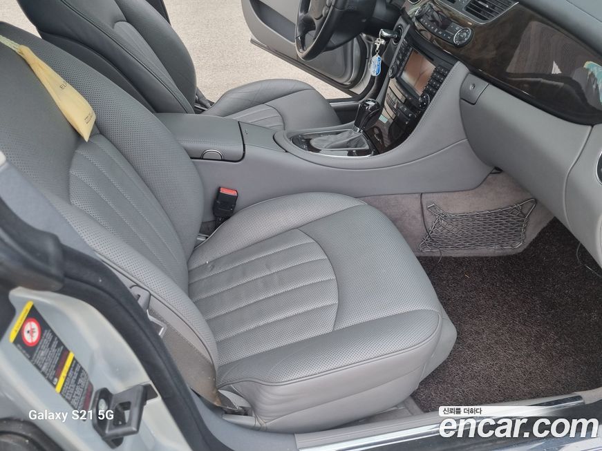 Mercedes-Benz CLS-Class 2005