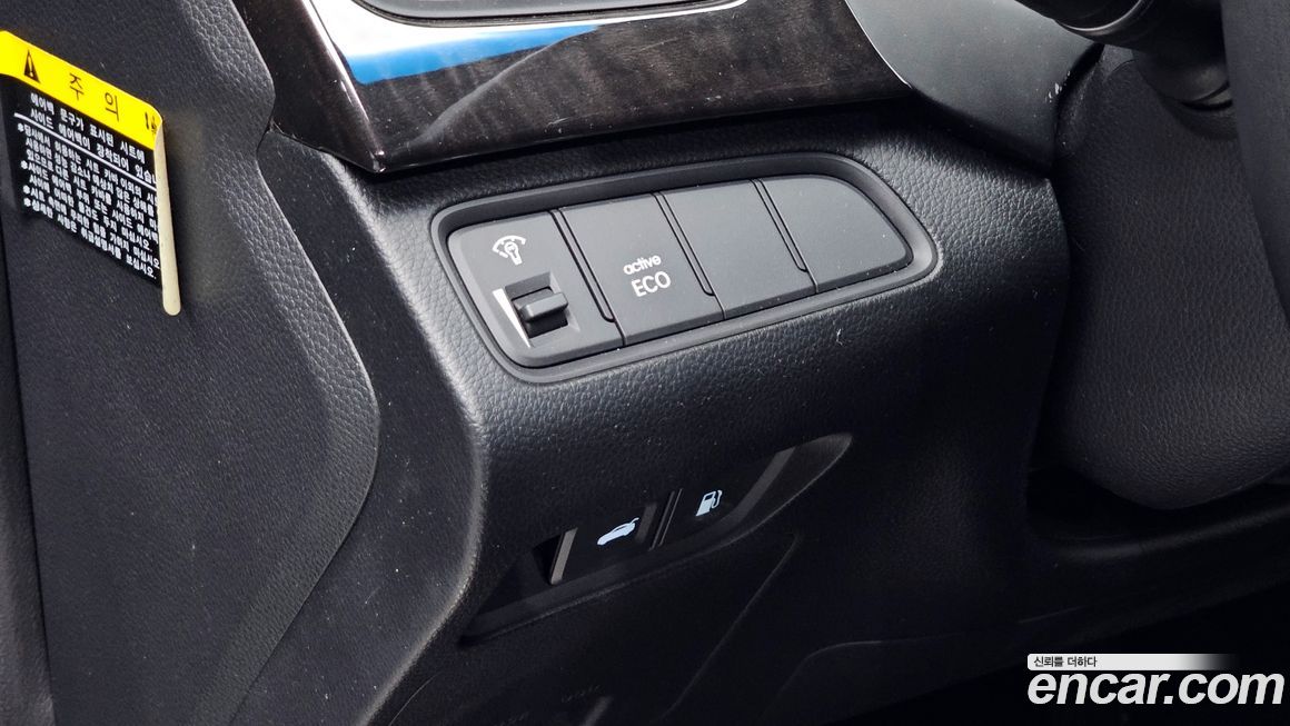 Hyundai Grandeur 2012