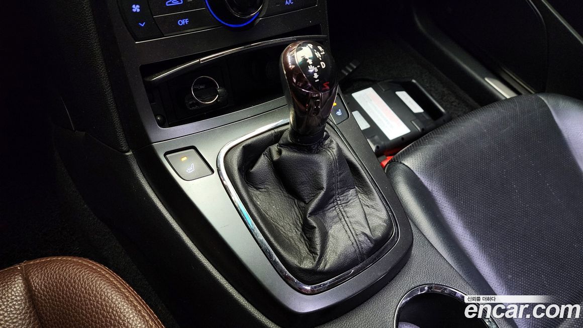 Hyundai Genesis 2011