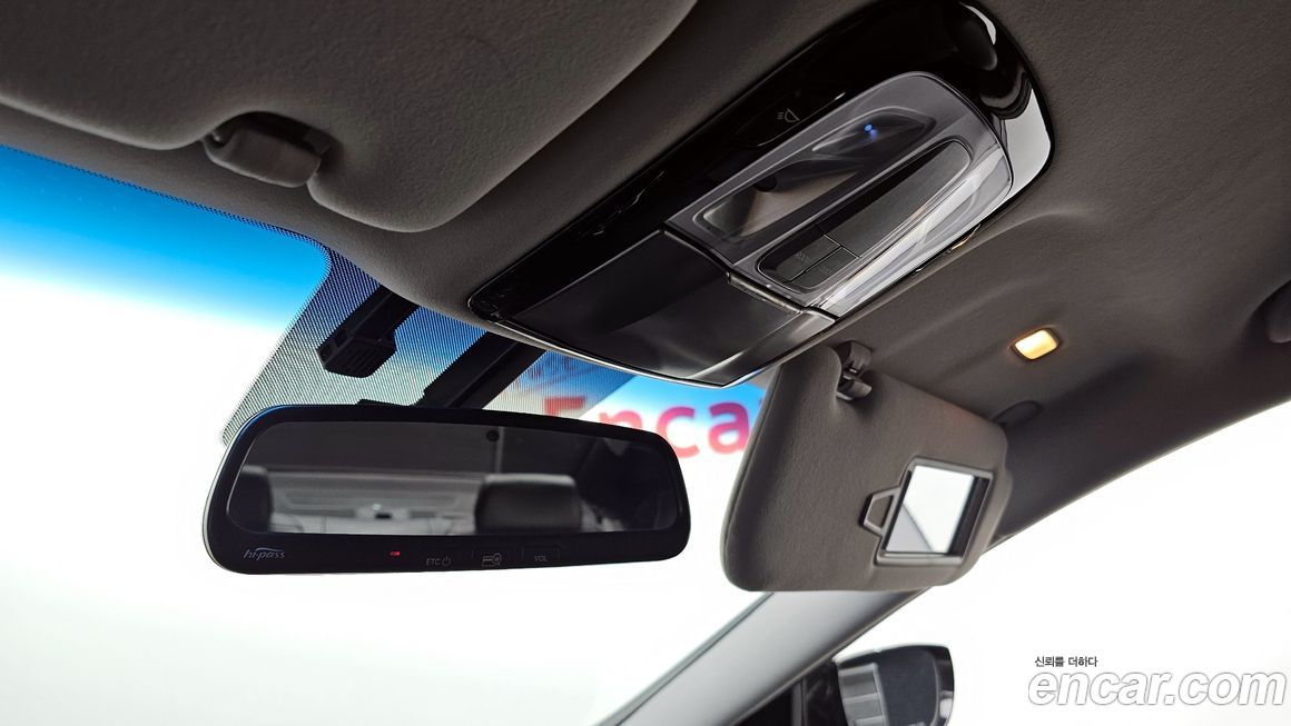 Hyundai Grandeur 2012