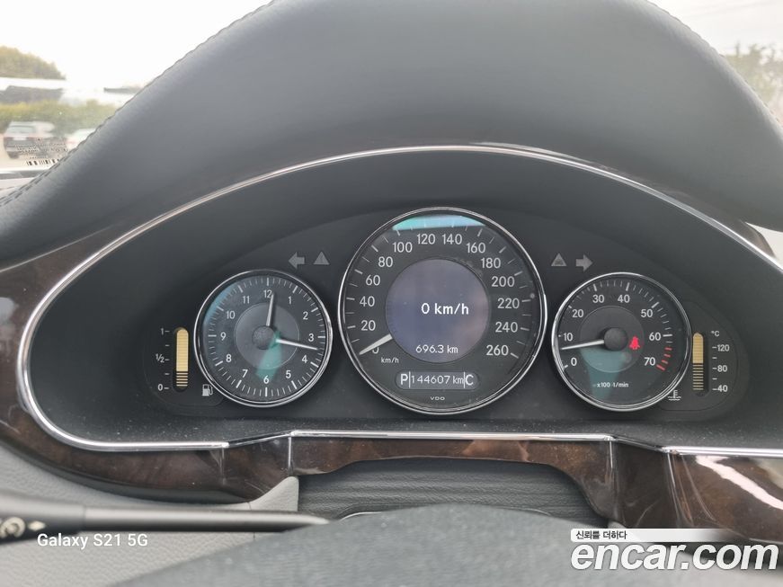Mercedes-Benz CLS-Class 2005
