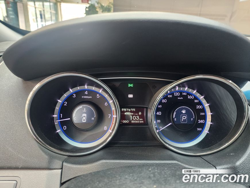 Hyundai Sonata 2010