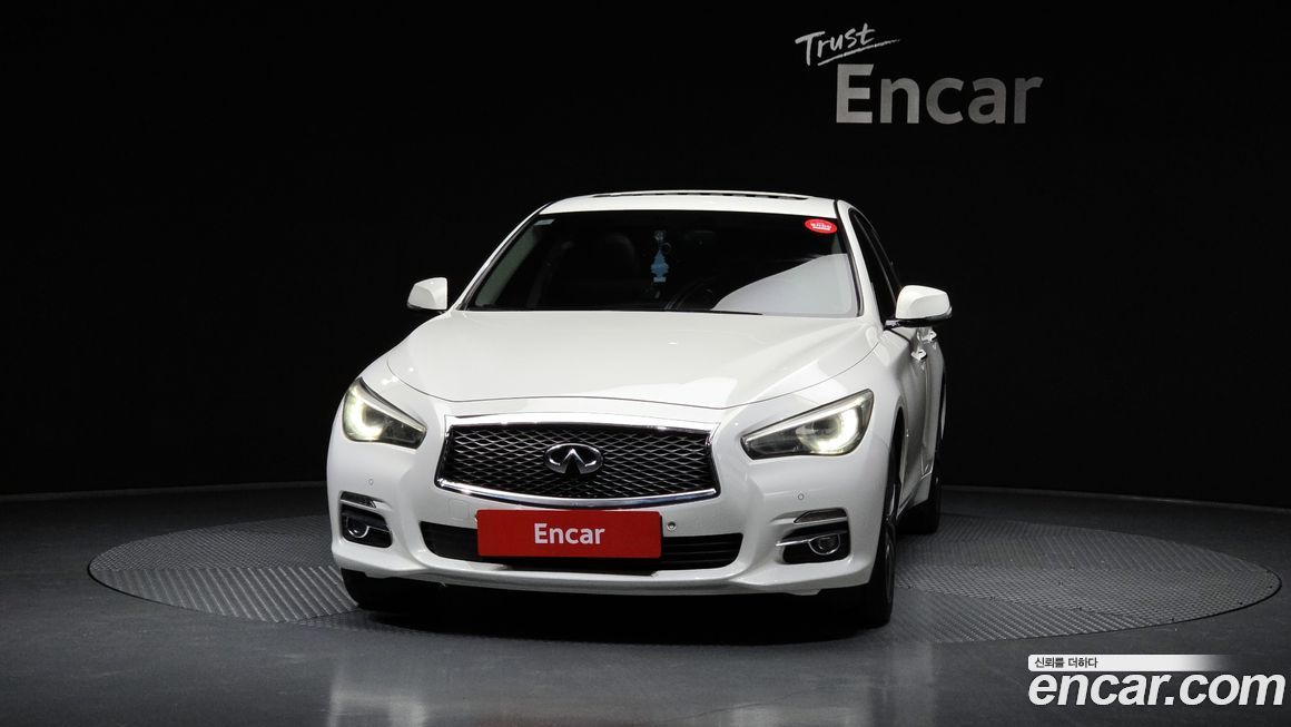 Infiniti Q50 2015