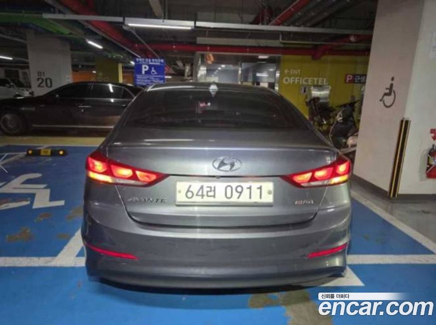 Hyundai AVANTE 2016