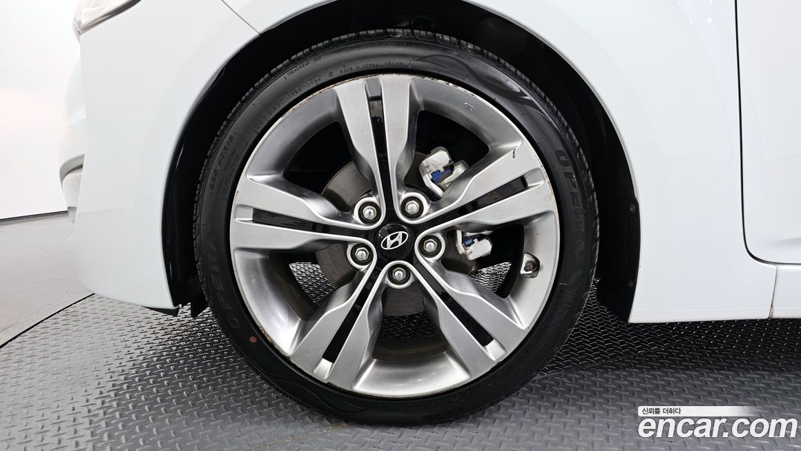 Hyundai Veloster 2012