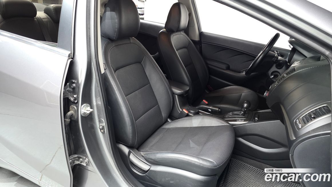 Kia K3 2015
