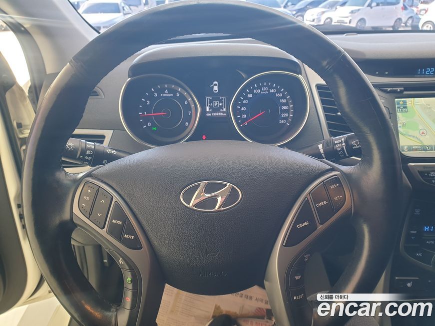 Hyundai AVANTE 2014