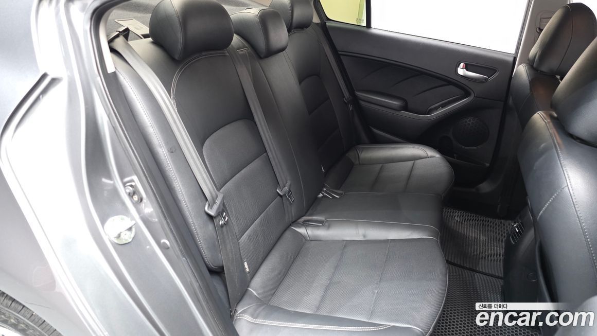 Kia K3 2015