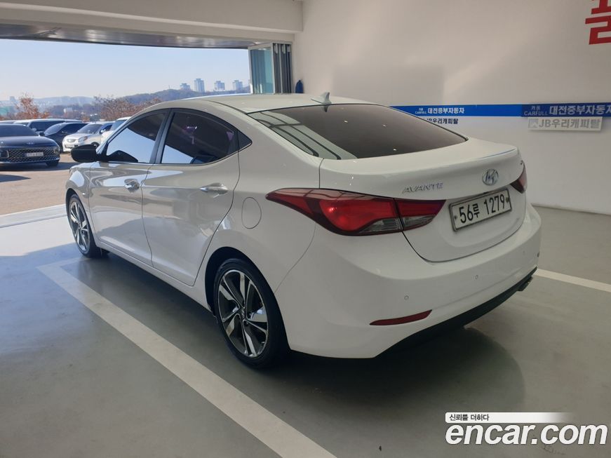 Hyundai AVANTE 2014