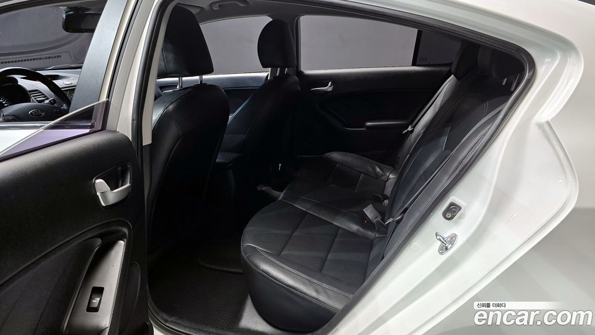 Kia K3 2013
