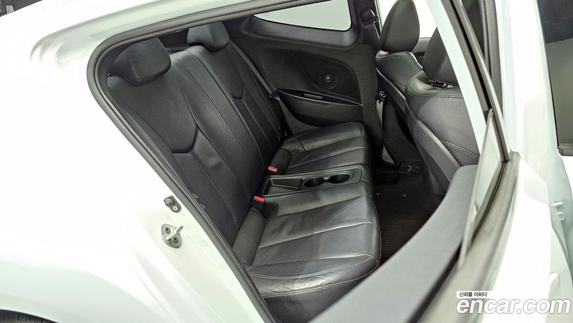 Hyundai Veloster 2012