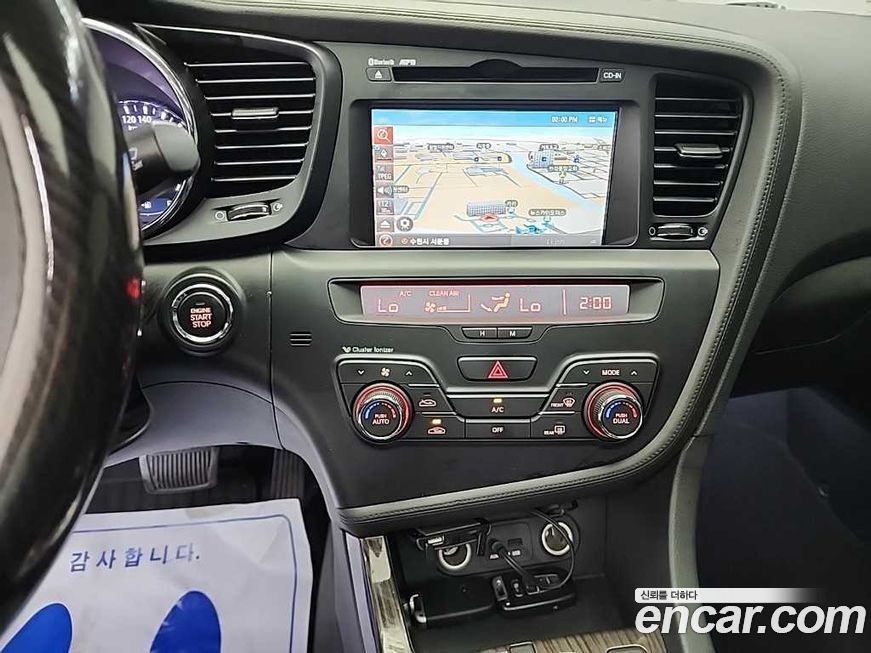 Kia K5 2011