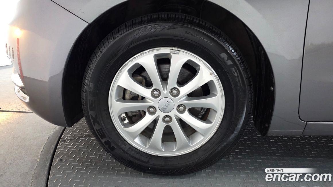 Kia K3 2015