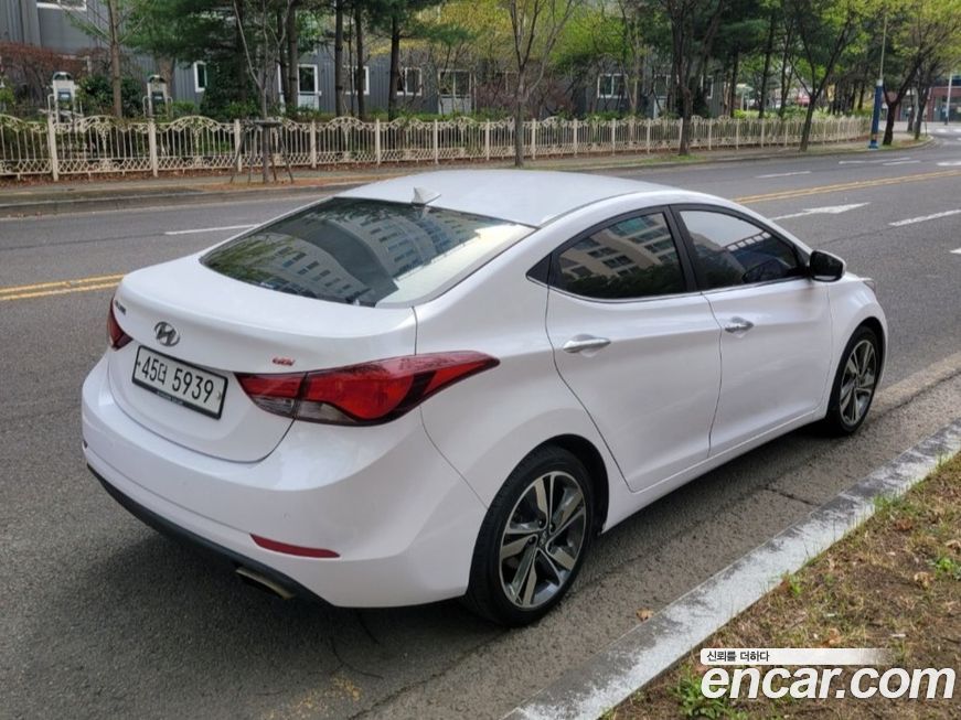 Hyundai AVANTE 2014